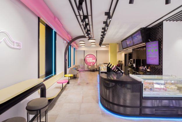 Huuun Pops 'n Bops heladería valencia interiorismo retaildesign